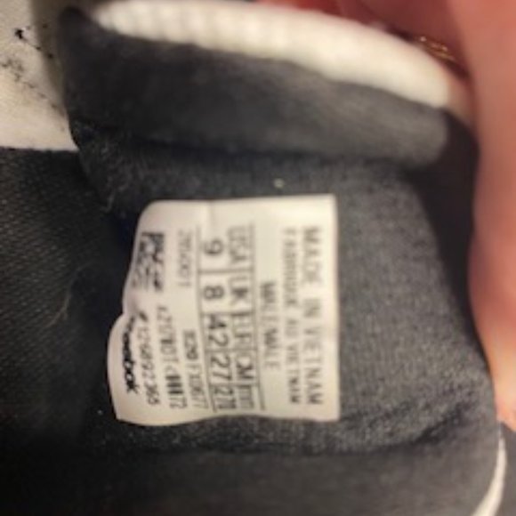 Men's Reeboks - Picture 2 of 8